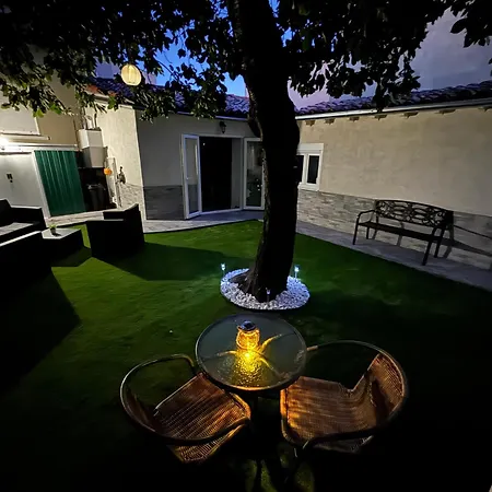 El Jardin Del Cerezo * Burgo