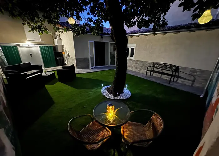 El Jardin Del Cerezo * Burgo